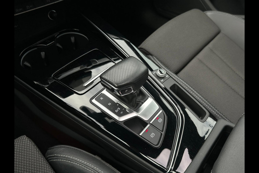 Audi A4 Limousine 35 TFSI S-line Competition, Automaat, Carplay, Cruise, Pano, VirtualCockpit, NAP