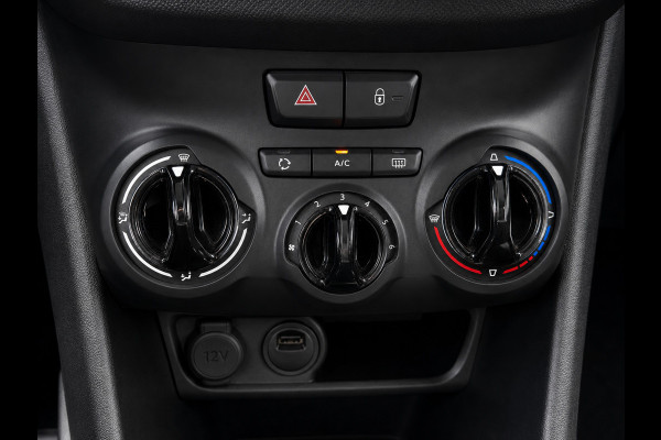 Peugeot 208 1.2 PureTech Signature - Navigatie I Airco I LED I PDC I Comfort pakket I Dealer onderhouden