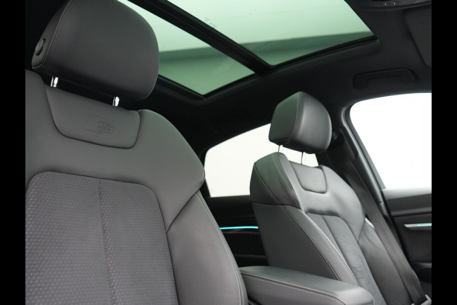 Audi Q8 Sportback e-tron 50 quattro S Line 95 kWh 340pk Dealer O.H. | Panodak | Luchtvering | 360 Camera | Matrix LED | Alcantara Sportstoelen Verwarmd | Keyless | Sfeerverlichting | Apple Carplay | Navigatie | DAB | 21"L.M |