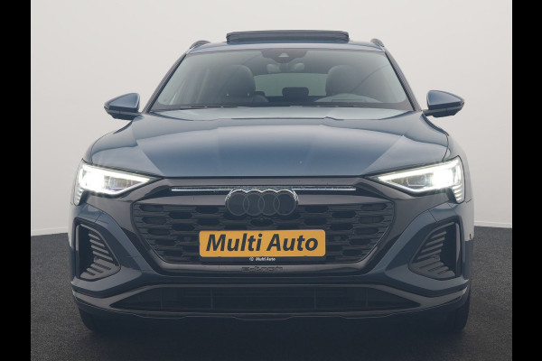 Audi Q8 Sportback e-tron 50 quattro S Line 95 kWh 340pk Dealer O.H. | Panodak | Luchtvering | 360 Camera | Matrix LED | Alcantara Sportstoelen Verwarmd | Keyless | Sfeerverlichting | Apple Carplay | Navigatie | DAB | 21"L.M |
