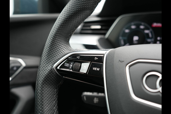 Audi Q8 Sportback e-tron 50 quattro S Line 95 kWh 340pk Dealer O.H. | Panodak | Luchtvering | 360 Camera | Matrix LED | Alcantara Sportstoelen Verwarmd | Keyless | Sfeerverlichting | Apple Carplay | Navigatie | DAB | 21"L.M |