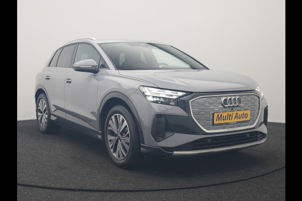 Audi Q4 e-tron 40 S Line 77 kWh 204pk Dealer O.H. | SOH 96,5 % | Trekhaak Af Fabriek | Adaptive Cruise | Head Up | Camera | Matrix LED | Sportstoelen Verwarmd | Sfeerverlichting | BLIS | Keyless | Apple Carplay | Navigatie | DAB | 19"L.M |