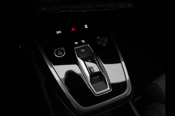 Audi Q4 e-tron 40 S Line 77 kWh 204pk Dealer O.H. | SOH 96,5 % | Trekhaak Af Fabriek | Adaptive Cruise | Head Up | Camera | Matrix LED | Sportstoelen Verwarmd | Sfeerverlichting | BLIS | Keyless | Apple Carplay | Navigatie | DAB | 19"L.M |
