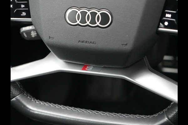 Audi Q4 e-tron 40 S Line 77 kWh 204pk Dealer O.H. | SOH 96,5 % | Trekhaak Af Fabriek | Adaptive Cruise | Head Up | Camera | Matrix LED | Sportstoelen Verwarmd | Sfeerverlichting | BLIS | Keyless | Apple Carplay | Navigatie | DAB | 19"L.M |