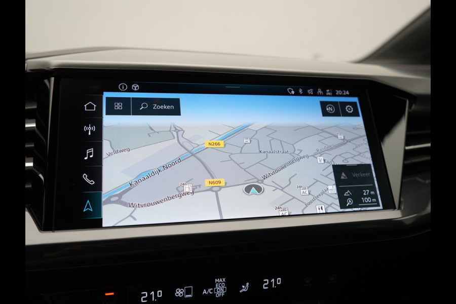 Audi Q4 e-tron 40 S Line 77 kWh 204pk Dealer O.H. | SOH 96,5 % | Trekhaak Af Fabriek | Adaptive Cruise | Head Up | Camera | Matrix LED | Sportstoelen Verwarmd | Sfeerverlichting | BLIS | Keyless | Apple Carplay | Navigatie | DAB | 19"L.M |