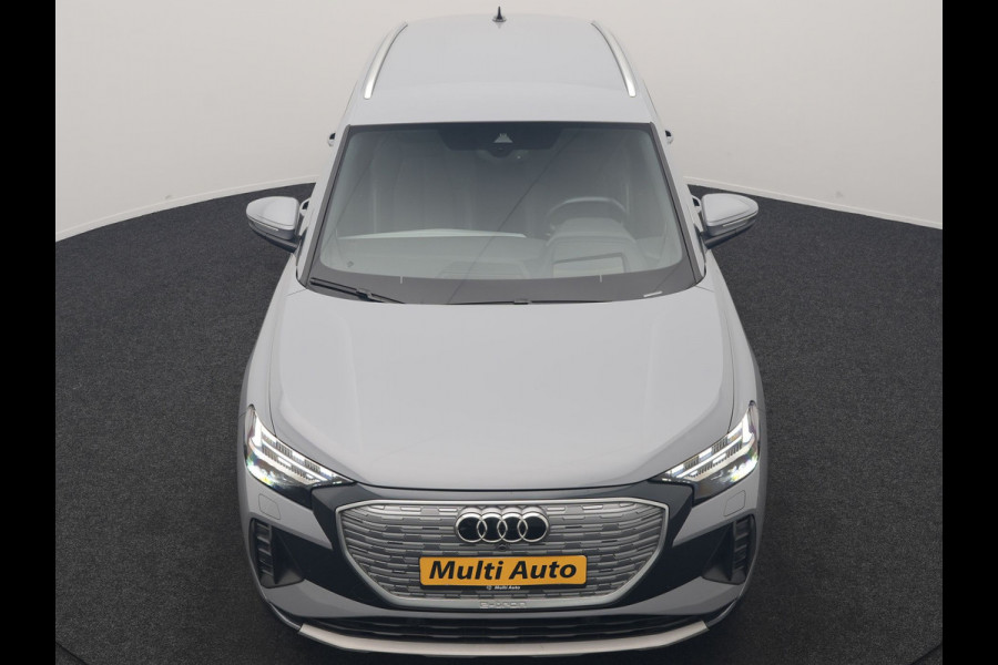 Audi Q4 e-tron 40 S Line 77 kWh 204pk Dealer O.H. | SOH 96,5 % | Trekhaak Af Fabriek | Adaptive Cruise | Head Up | Camera | Matrix LED | Sportstoelen Verwarmd | Sfeerverlichting | BLIS | Keyless | Apple Carplay | Navigatie | DAB | 19"L.M |
