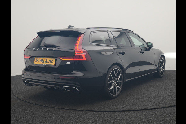 Volvo V60 T6 Recharge AWD R-Design PHEV 340pk Dealer O.H. | SOH 82,8% | Camera | Harman / Kardon | Lederen Sportstoelen Memory & Verwarmd | Stuur Verwarmd | Keyless | BLIS | Cruise Control | Apple Carplay | Navigatie | DAB | 20"L.M | Plug In Hybrid
