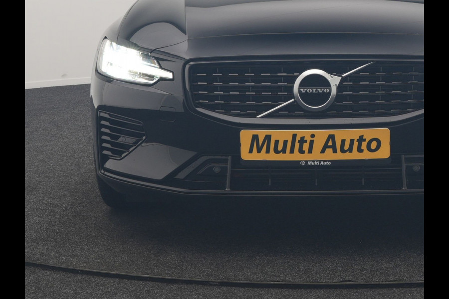 Volvo V60 T6 Recharge AWD R-Design PHEV 340pk Dealer O.H. | SOH 82,8% | Camera | Harman / Kardon | Lederen Sportstoelen Memory & Verwarmd | Stuur Verwarmd | Keyless | BLIS | Cruise Control | Apple Carplay | Navigatie | DAB | 20"L.M | Plug In Hybrid