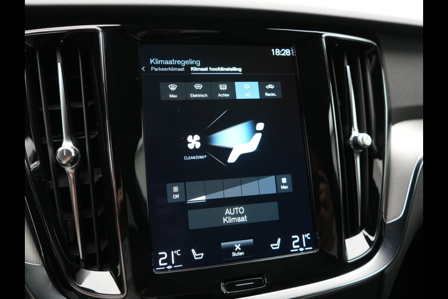 Volvo V60 T6 Recharge AWD R-Design PHEV 340pk Dealer O.H. | SOH 82,8% | Camera | Harman / Kardon | Lederen Sportstoelen Memory & Verwarmd | Stuur Verwarmd | Keyless | BLIS | Cruise Control | Apple Carplay | Navigatie | DAB | 20"L.M | Plug In Hybrid