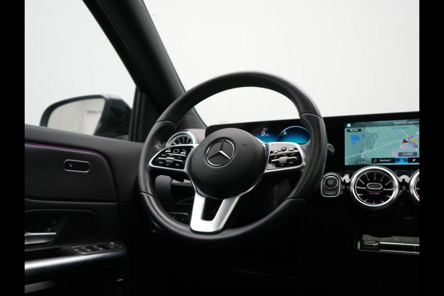 Mercedes-Benz EQA 250 Progressive 67 kWh 190pk Dealer O.H. | SOH 95,9% | Panodak | Adaptive Cruise | Camera | Sfeerverlichting | Sportstoelen Verwarmd | BLIS | Widescreen Navi | Apple Carplay | DAB |