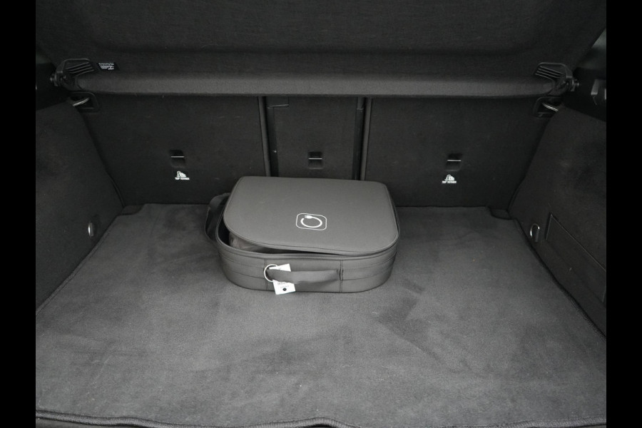 Mercedes-Benz EQA 250 Progressive 67 kWh 190pk Dealer O.H. | SOH 95,9% | Panodak | Adaptive Cruise | Camera | Sfeerverlichting | Sportstoelen Verwarmd | BLIS | Widescreen Navi | Apple Carplay | DAB |