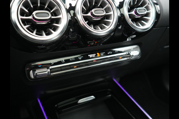 Mercedes-Benz EQA 250 Progressive 67 kWh 190pk Dealer O.H. | SOH 95,9% | Panodak | Adaptive Cruise | Camera | Sfeerverlichting | Sportstoelen Verwarmd | BLIS | Widescreen Navi | Apple Carplay | DAB |