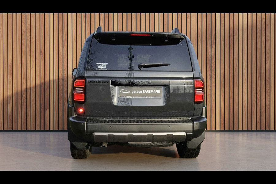 Toyota Land Cruiser 2.8 D-4D Hybrid Professional Pano Dak VAN