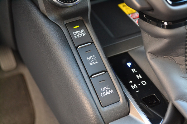 Toyota Land Cruiser 2.8 D-4D Hybrid Professional Pano Dak VAN