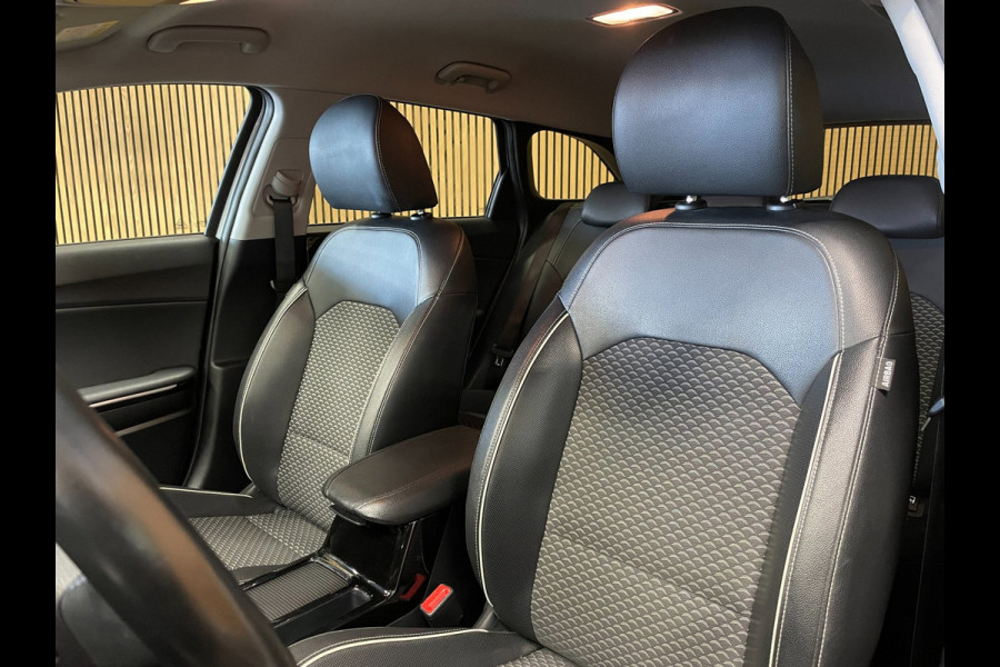 Kia Ceed Sportswagon 1.6 GDI PHEV DynamicPlusLine GT|AFN.TREKHAAK|1/2 LEDER|ACC|ANDROID|CARPLAY|STUUR+STOELVERW.V+A|CAMERA|1e EIG|
