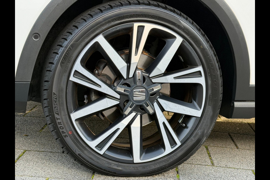 Seat Arona 1.0 TSI FR Business Intense - AUTOMAAT I Navigatie I Airco I Sport Pakket I Sport velgen I LED I PDC I Dealer onderh.