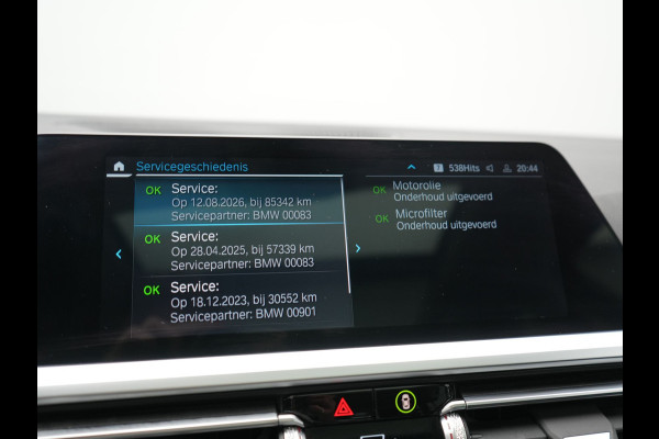 BMW 3 Serie Touring 320e Sportline PHEV Dealer O.H. | SOH 95,4% | Panodak | Adaptive Cruise | Camera | Sfeerverlichting | Sportstoelen Verwarmd | BLIS | Apple Carplay | Navigatie | DAB | Plug In Hybrid |