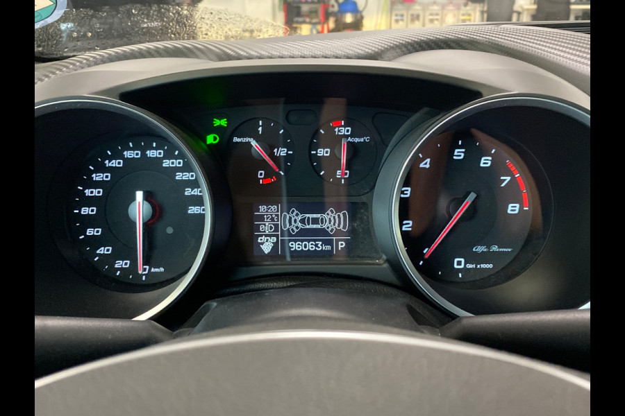 Alfa Romeo Giulietta 1.4 Turbo MultiAir Super | Automaat| Pack Lusso | Leder | Navigatie | WORDT VERWACHT
