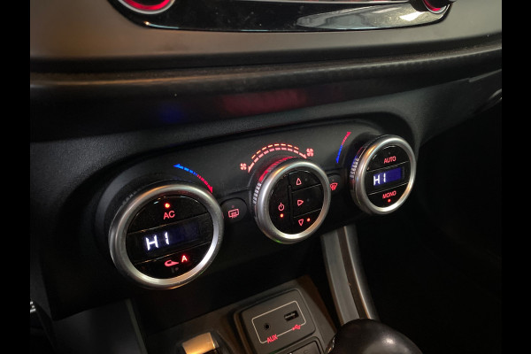 Alfa Romeo Giulietta 1.4 Turbo MultiAir Super | Automaat| Pack Lusso | Leder | Navigatie | WORDT VERWACHT