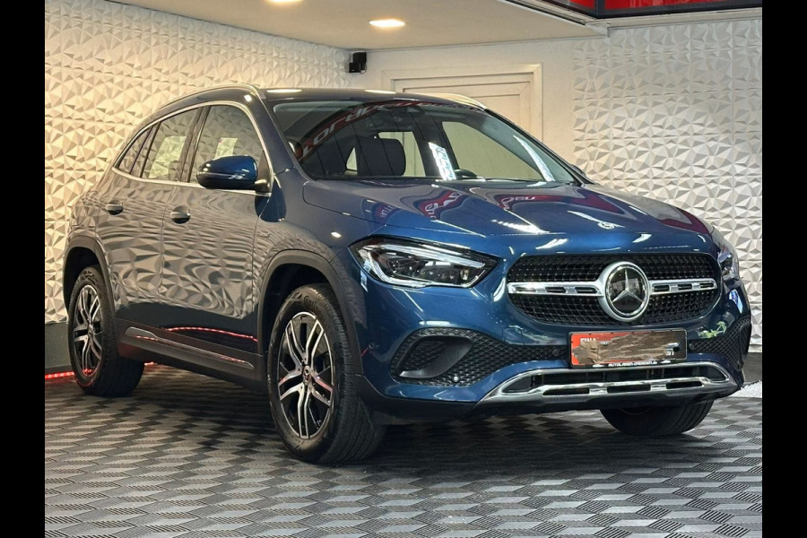 Mercedes-Benz GLA 250e ** HIGH LED, HALF-LEDER, MBUX+, TREKH, DISTR, 18-inch LMV ** UNFALLFREI - VOL. MB ONDERH ** ** INFORMEER OOK NAAR ONZE AANTREKKELIJKE FINANCIAL-LEASE TARIEVEN **