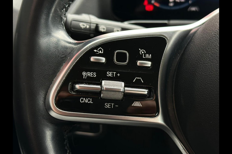 Mercedes-Benz GLA 250e ** HIGH LED, HALF-LEDER, MBUX+, TREKH, DISTR, 18-inch LMV ** UNFALLFREI - VOL. MB ONDERH ** ** INFORMEER OOK NAAR ONZE AANTREKKELIJKE FINANCIAL-LEASE TARIEVEN **
