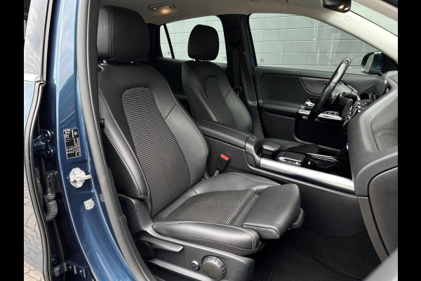 Mercedes-Benz GLA 250e ** HIGH LED, HALF-LEDER, MBUX+, TREKH, DISTR, 18-inch LMV ** UNFALLFREI - VOL. MB ONDERH ** ** INFORMEER OOK NAAR ONZE AANTREKKELIJKE FINANCIAL-LEASE TARIEVEN **