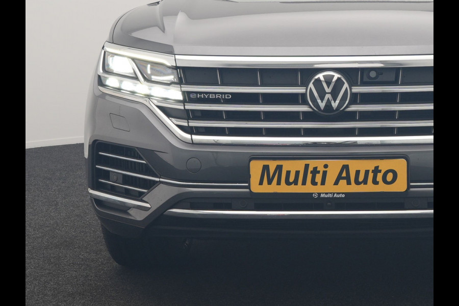 Volkswagen Touareg 3.0 TSi eHybrid 4MOTION PHEV 381pk Dealer O.H. | SOH 91,3% | Trekhaak Af Fabriek | Luchtvering | Panodak | Adaptive Cruise | Dynaudio | 360 Camera | Head Up | Lederen Comfortstoelen Memory & Verwarmd | Sfeerverlichting | Stuur Verwarmd |  Keyless | Apple Carplay | 20"L.M | Plug In Hybrid |