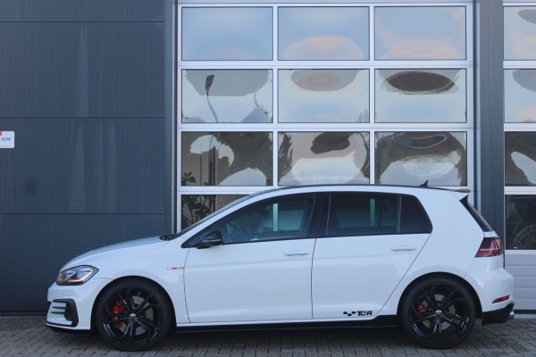 Volkswagen Golf 2.0 TSI GTI TCR | Dynaudio | DCC | ACC| Camera | 1e Lak
