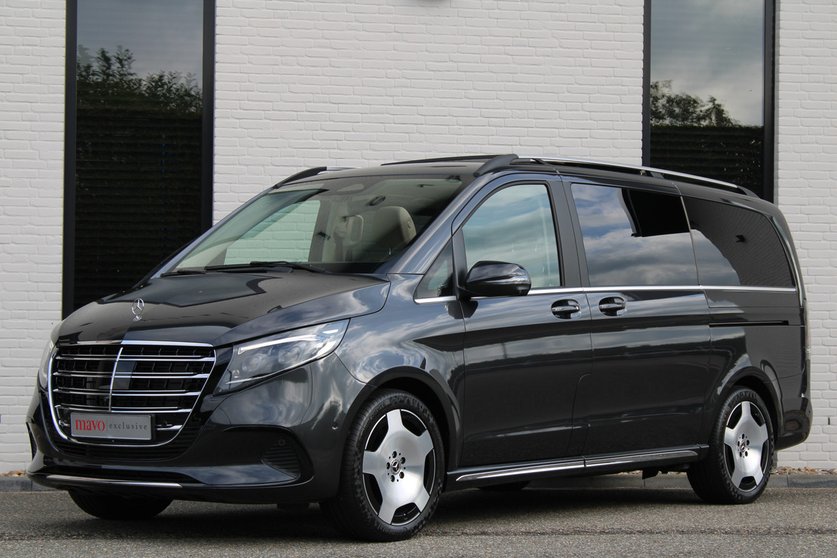 Mercedes-Benz V-Klasse 300d / AMG / Exclusive / 7-Pers / Pano / Luchtv / Elec Stoel / Burmester / Vol Opties / NIEUW!!