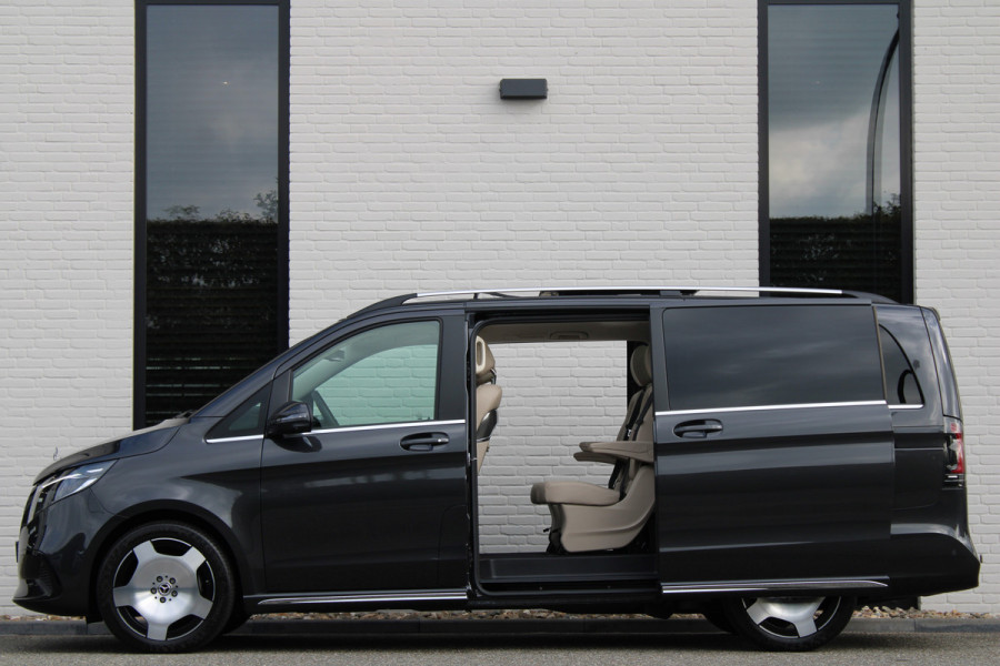 Mercedes-Benz V-Klasse 300d / AMG / Exclusive / 7-Pers / Pano / Luchtv / Elec Stoel / Burmester / Vol Opties / NIEUW!!