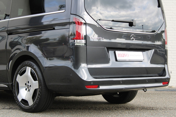 Mercedes-Benz V-Klasse 300d / AMG / Exclusive / 7-Pers / Pano / Luchtv / Elec Stoel / Burmester / Vol Opties / NIEUW!!