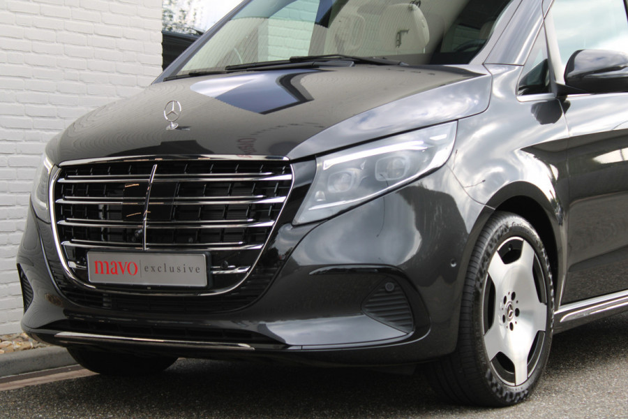 Mercedes-Benz V-Klasse 300d / AMG / Exclusive / 7-Pers / Pano / Luchtv / Elec Stoel / Burmester / Vol Opties / NIEUW!!