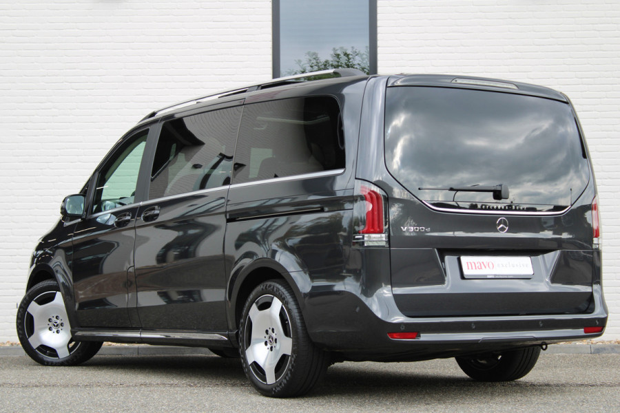 Mercedes-Benz V-Klasse 300d / AMG / Exclusive / 7-Pers / Pano / Luchtv / Elec Stoel / Burmester / Vol Opties / NIEUW!!