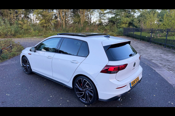 Volkswagen Golf 2.0 TSI GTI 245Pk Panoramadak Sportstoelen Leer Led-Xenon Camera