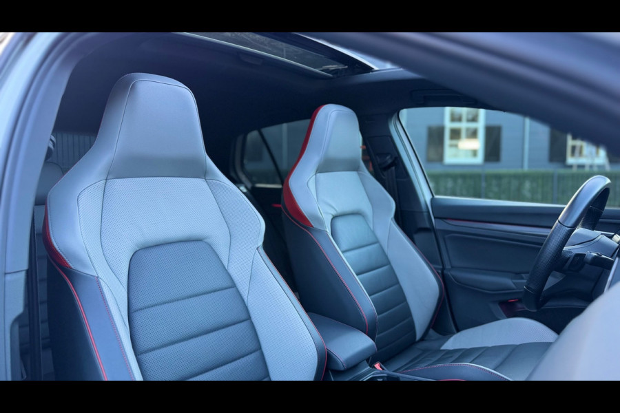 Volkswagen Golf 2.0 TSI GTI 245Pk Panoramadak Sportstoelen Leer Led-Xenon Camera