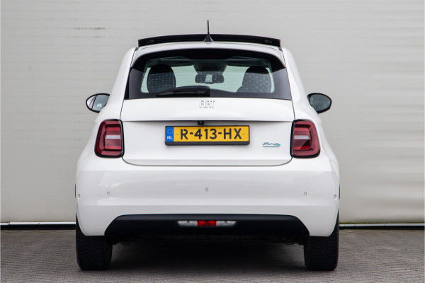 Fiat 500 Icon 42 kWh Panorama, Carplay, Stoelverwarming