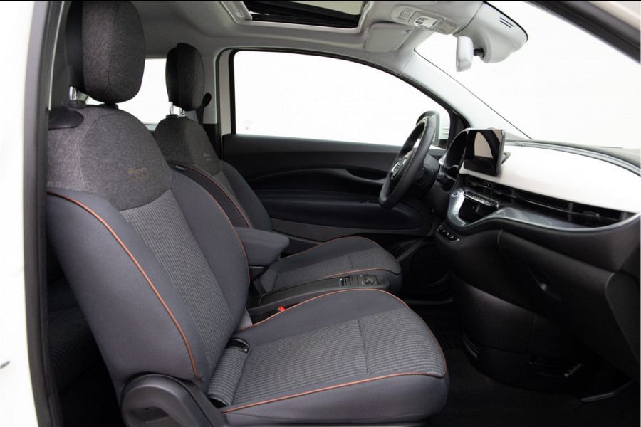 Fiat 500 Icon 42 kWh Panorama, Carplay, Stoelverwarming
