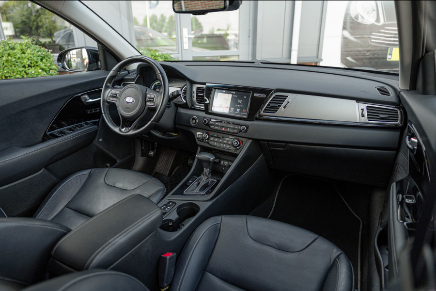 Kia Niro 1.6 GDi Hybrid ExecutiveLine / 61dkm NAP / Camera / Leer / Stoelverw. & Koeling / JBL Audio