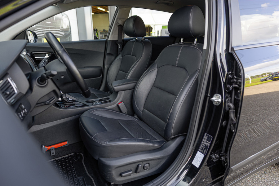 Kia Niro 1.6 GDi Hybrid ExecutiveLine / 61dkm NAP / Camera / Leer / Stoelverw. & Koeling / JBL Audio