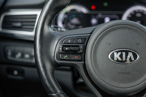 Kia Niro 1.6 GDi Hybrid ExecutiveLine / 61dkm NAP / Camera / Leer / Stoelverw. & Koeling / JBL Audio