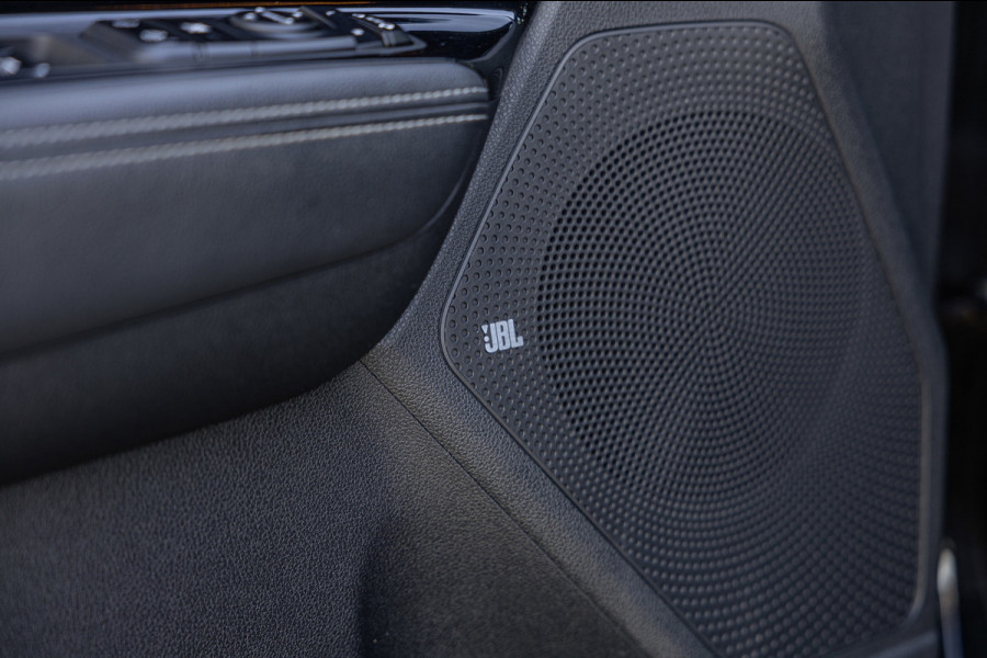 Kia Niro 1.6 GDi Hybrid ExecutiveLine / 61dkm NAP / Camera / Leer / Stoelverw. & Koeling / JBL Audio
