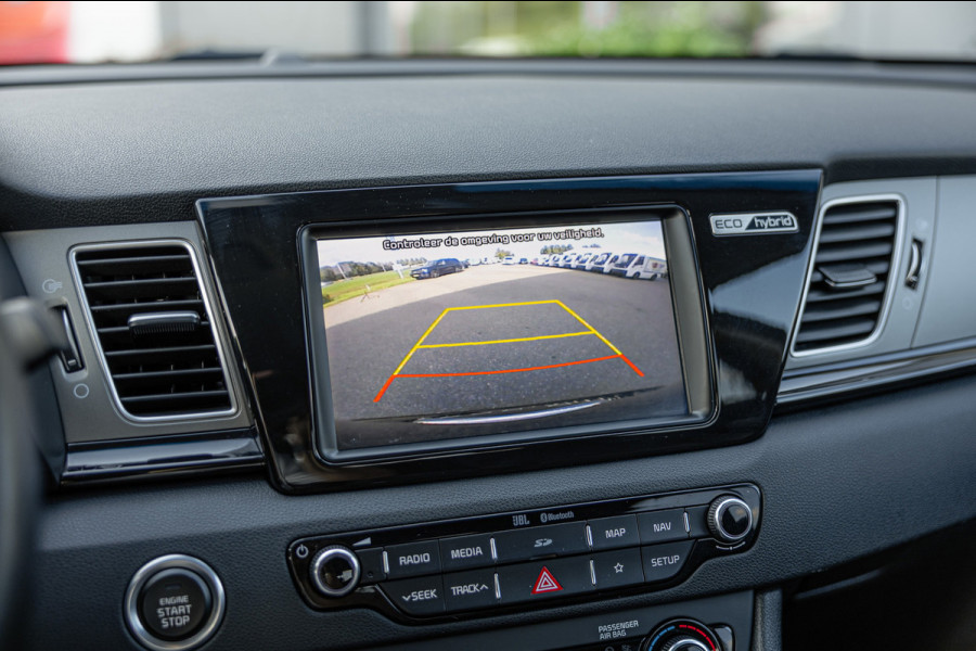 Kia Niro 1.6 GDi Hybrid ExecutiveLine / 61dkm NAP / Camera / Leer / Stoelverw. & Koeling / JBL Audio