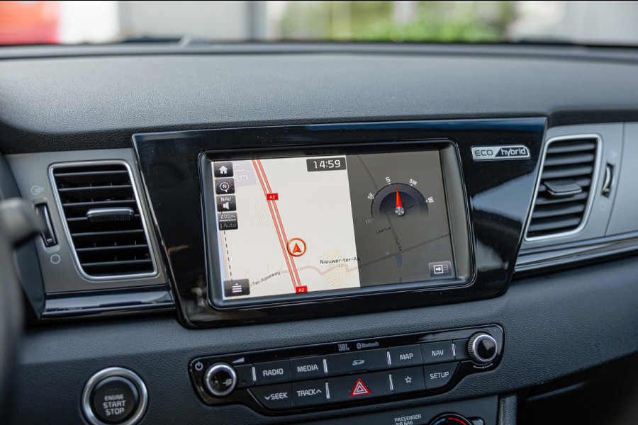 Kia Niro 1.6 GDi Hybrid ExecutiveLine / 61dkm NAP / Camera / Leer / Stoelverw. & Koeling / JBL Audio