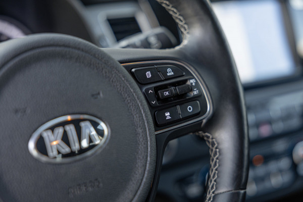 Kia Niro 1.6 GDi Hybrid ExecutiveLine / 61dkm NAP / Camera / Leer / Stoelverw. & Koeling / JBL Audio