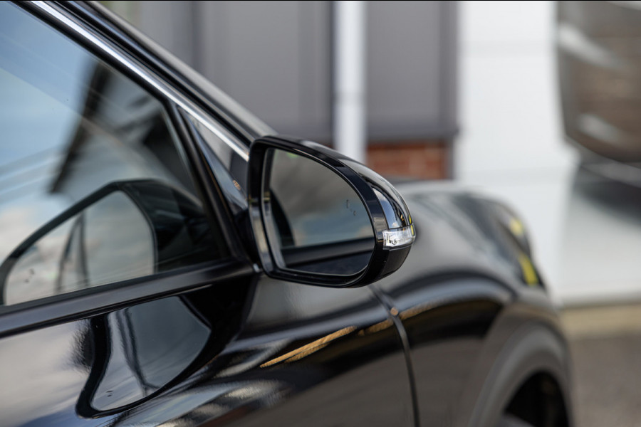 Kia Niro 1.6 GDi Hybrid ExecutiveLine / 61dkm NAP / Camera / Leer / Stoelverw. & Koeling / JBL Audio