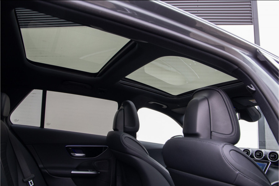 Mercedes-Benz C-Klasse Estate 300 e AMG Premium, Pano, Distronic, Trekhaak, Leder, Nightpakket 2023