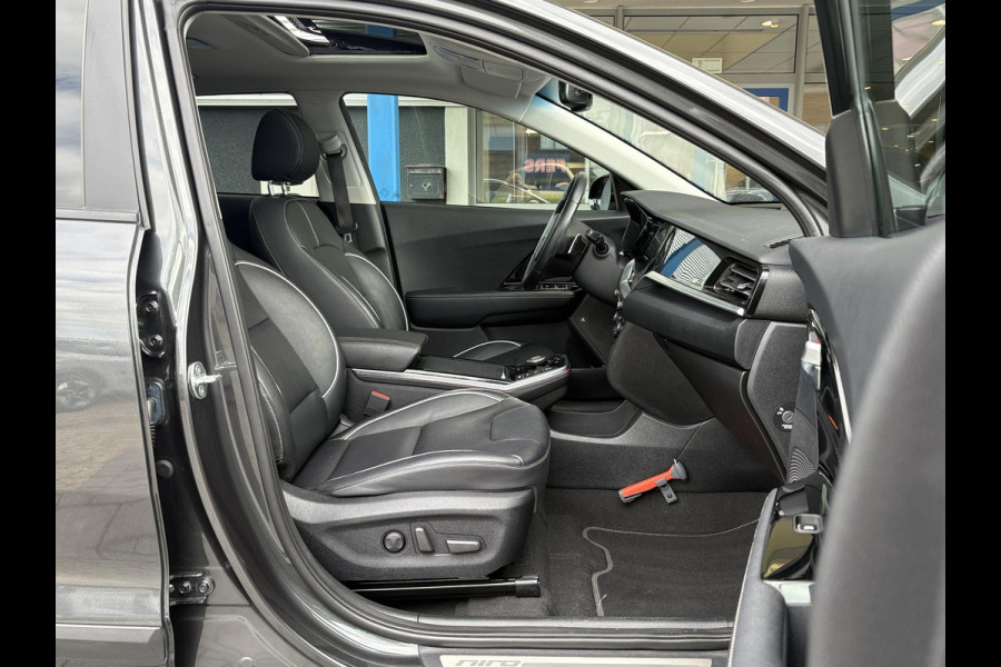 Kia e-Niro ExecutiveLine 64 kWh | 96,7% SOH | Schuifdak | Leder | Memory Seats | Stoelverwarming & Ventilatie | Adaptive Cruise |