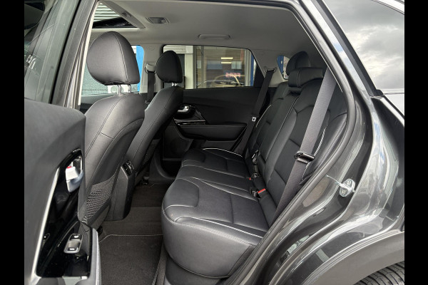 Kia e-Niro ExecutiveLine 64 kWh | 96,7% SOH | Schuifdak | Leder | Memory Seats | Stoelverwarming & Ventilatie | Adaptive Cruise |