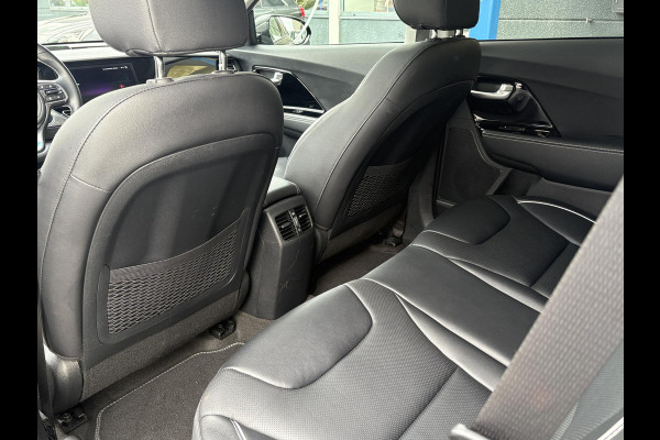 Kia e-Niro ExecutiveLine 64 kWh | 96,7% SOH | Schuifdak | Leder | Memory Seats | Stoelverwarming & Ventilatie | Adaptive Cruise |