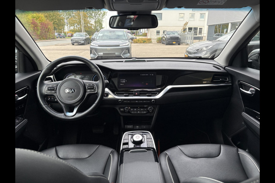 Kia e-Niro ExecutiveLine 64 kWh | 96,7% SOH | Schuifdak | Leder | Memory Seats | Stoelverwarming & Ventilatie | Adaptive Cruise |